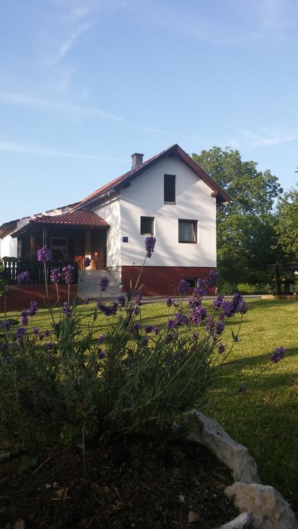 Guest House Antonela Смолянац Екстериор снимка